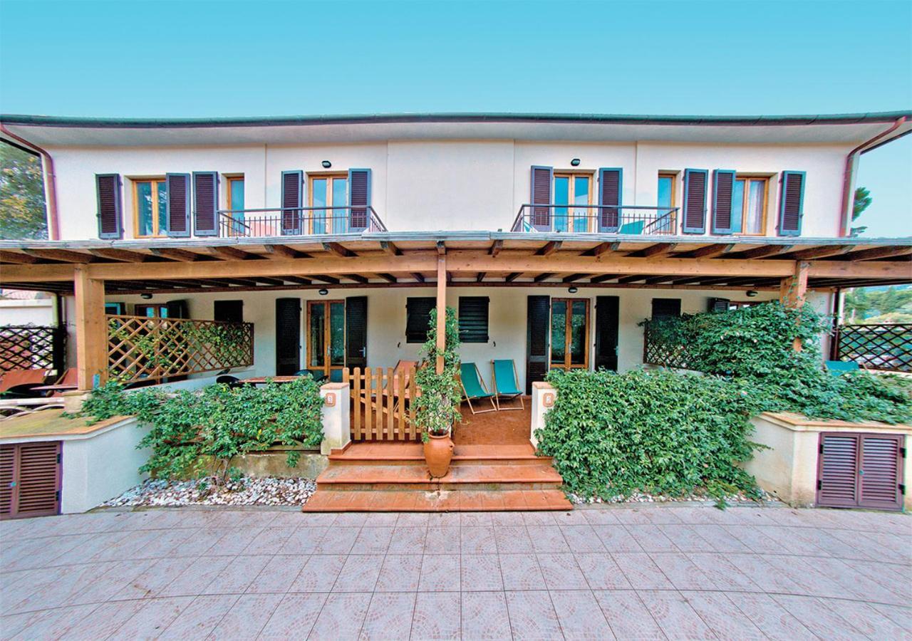 L' Oleandro Apartment Marina di Campo Exterior photo
